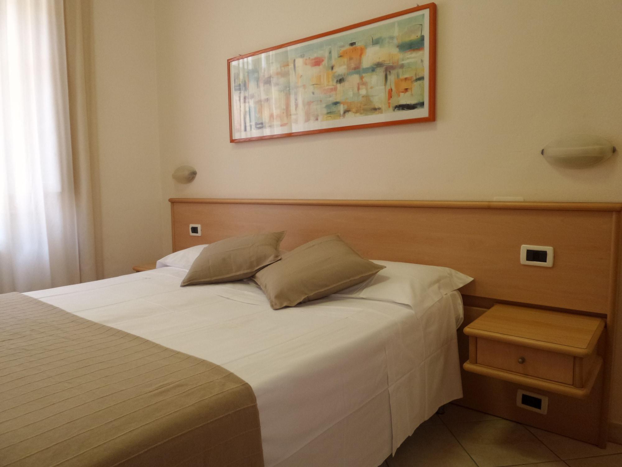 Hotel Astor Pisa Esterno foto