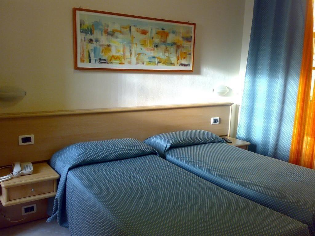 Hotel Astor Pisa Esterno foto